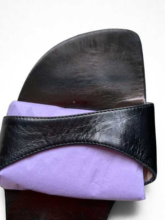 Pied à Terre black flat sandals Size 5 - KingsRoad1990
