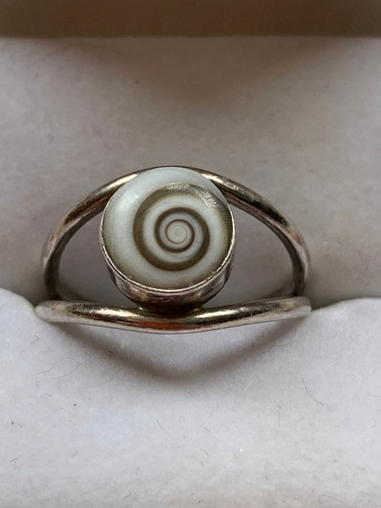 Oasis silver swirl stone ring Size N - KingsRoad1990