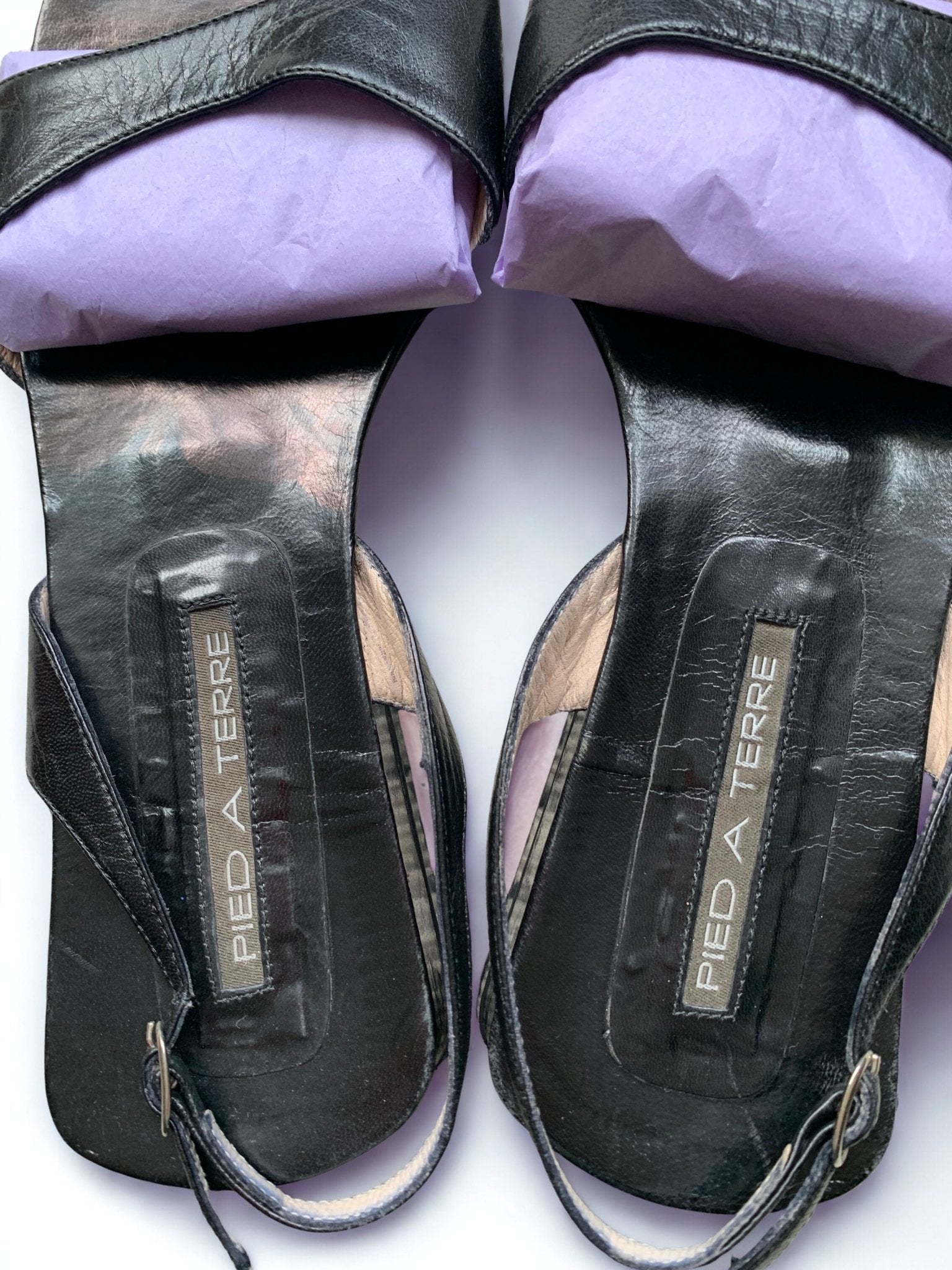 Pied à Terre black flat sandals Size 5 - KingsRoad1990