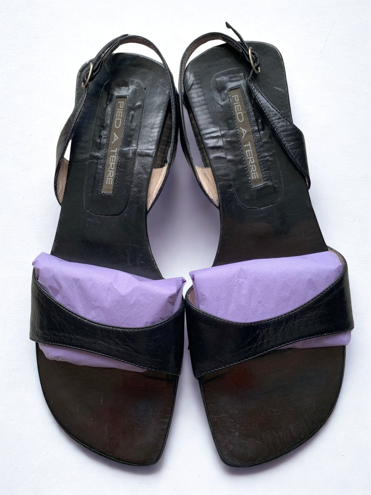 Pied à Terre black flat sandals Size 5 - KingsRoad1990