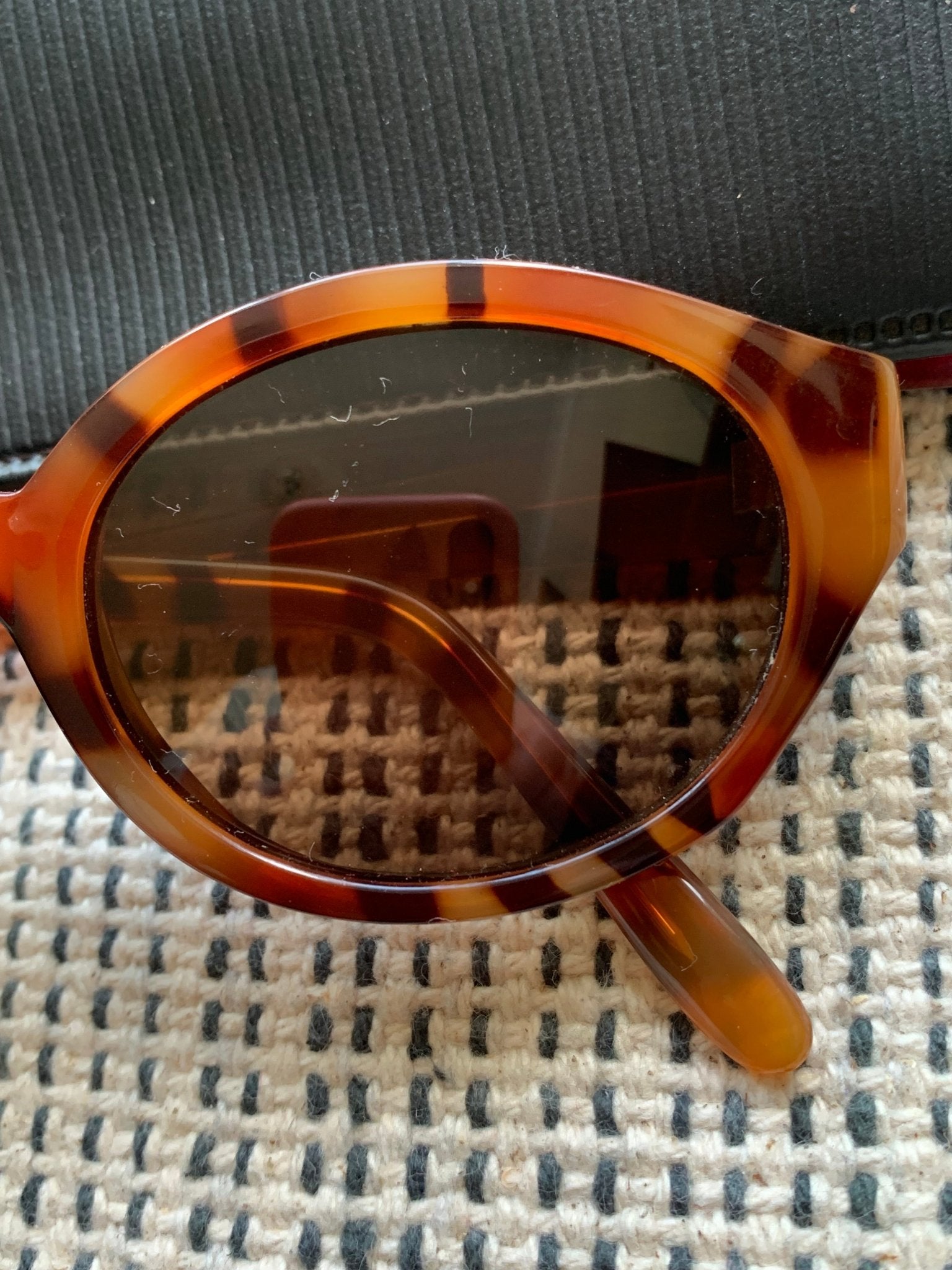 Jonelle tortoiseshell sunglasses - KingsRoad1990