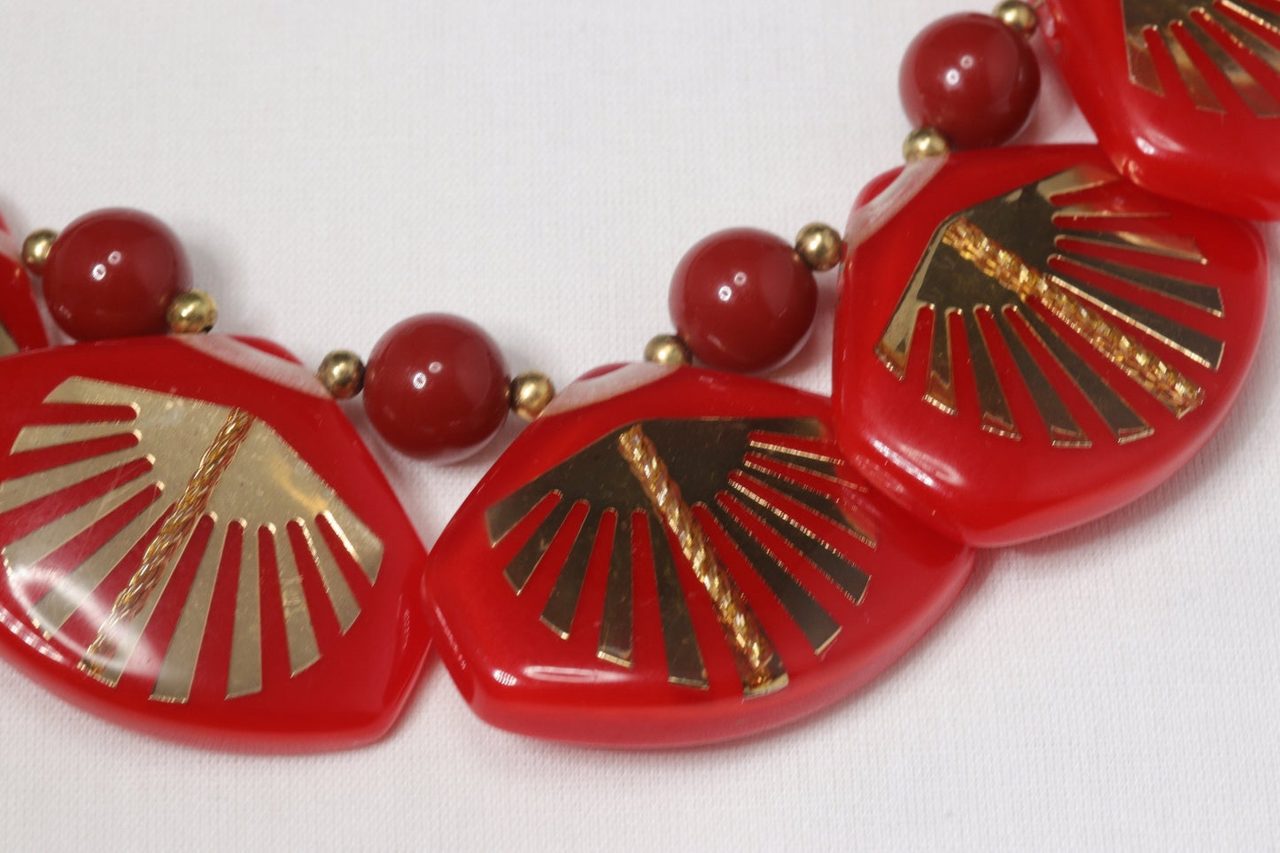 Johnny Loves Rosie red & gold necklace - KingsRoad1990