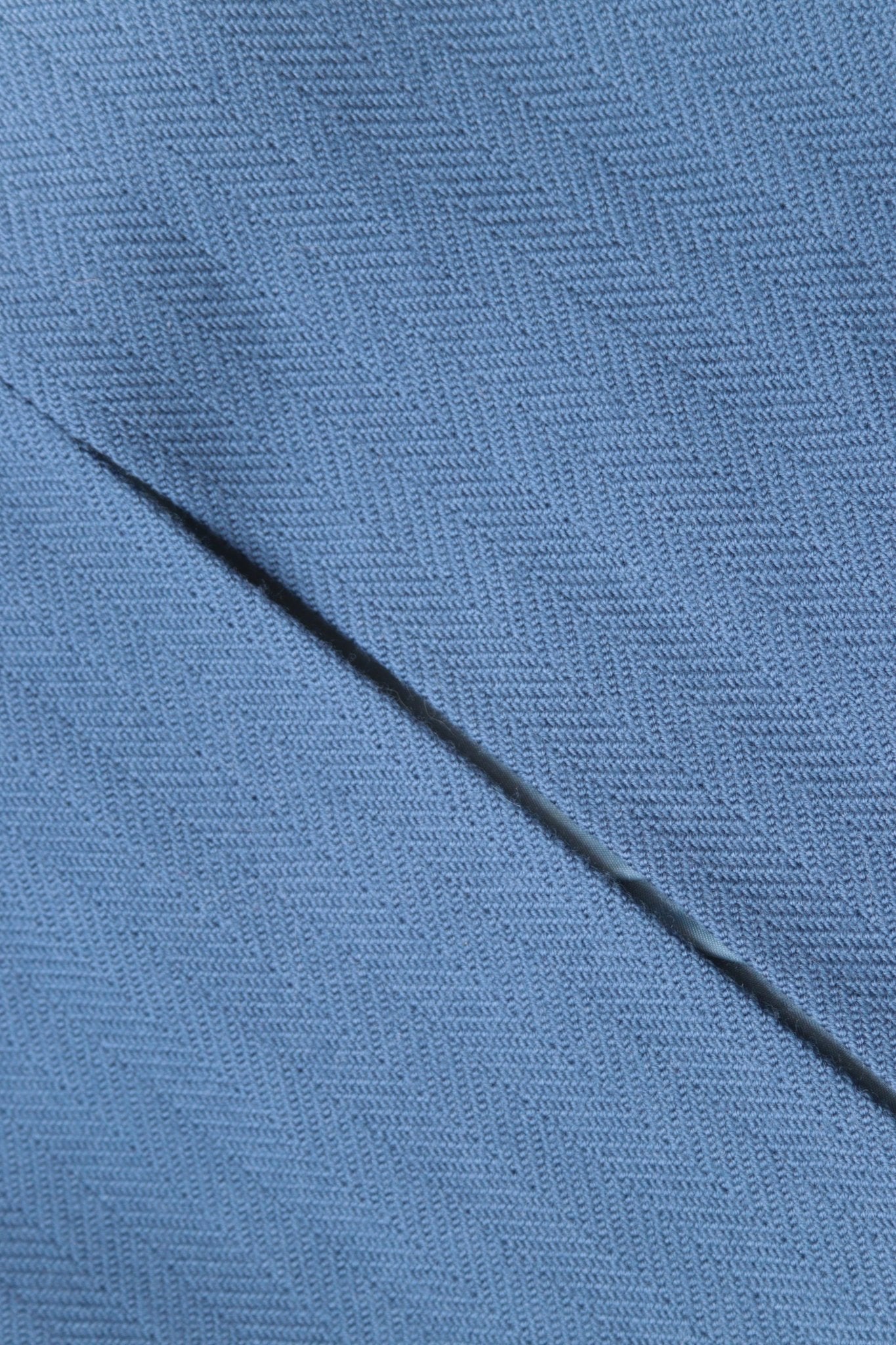 Avoca dusky blue wool herringbone column skirt Size 10 - KingsRoad1990