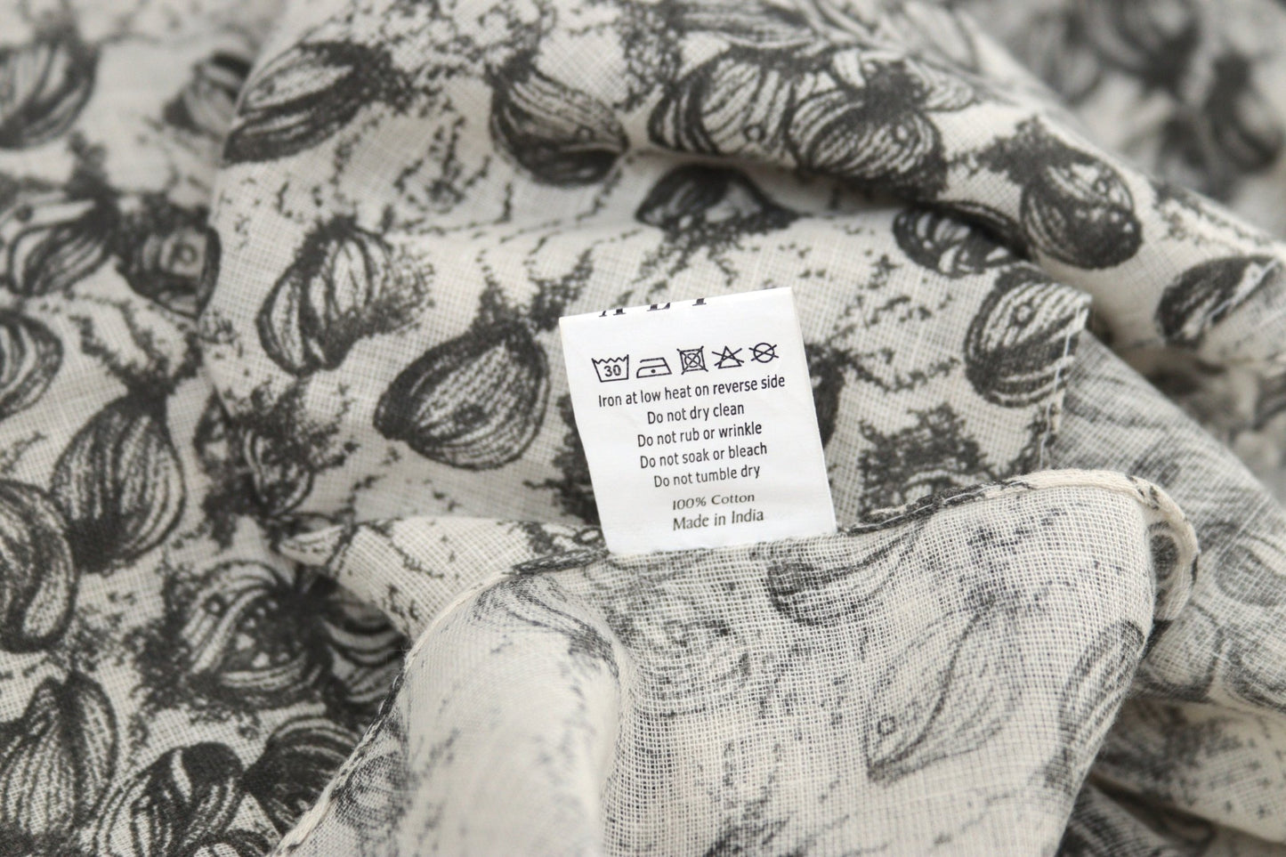 Rützou off - white & grey print cotton scarf - KingsRoad1990