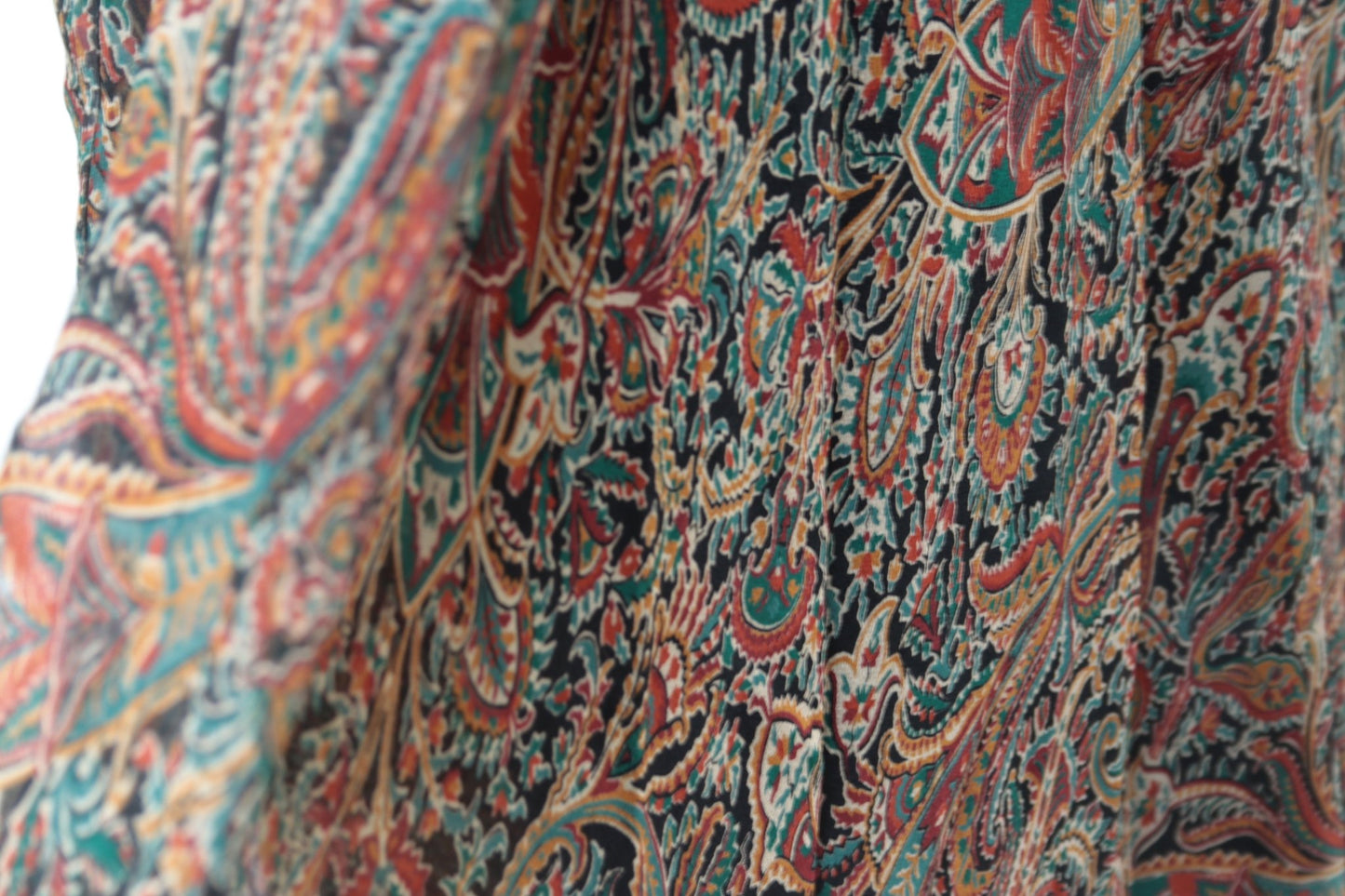 Laura Ashley tan paisley silk long skirt Size 10 - KingsRoad1990