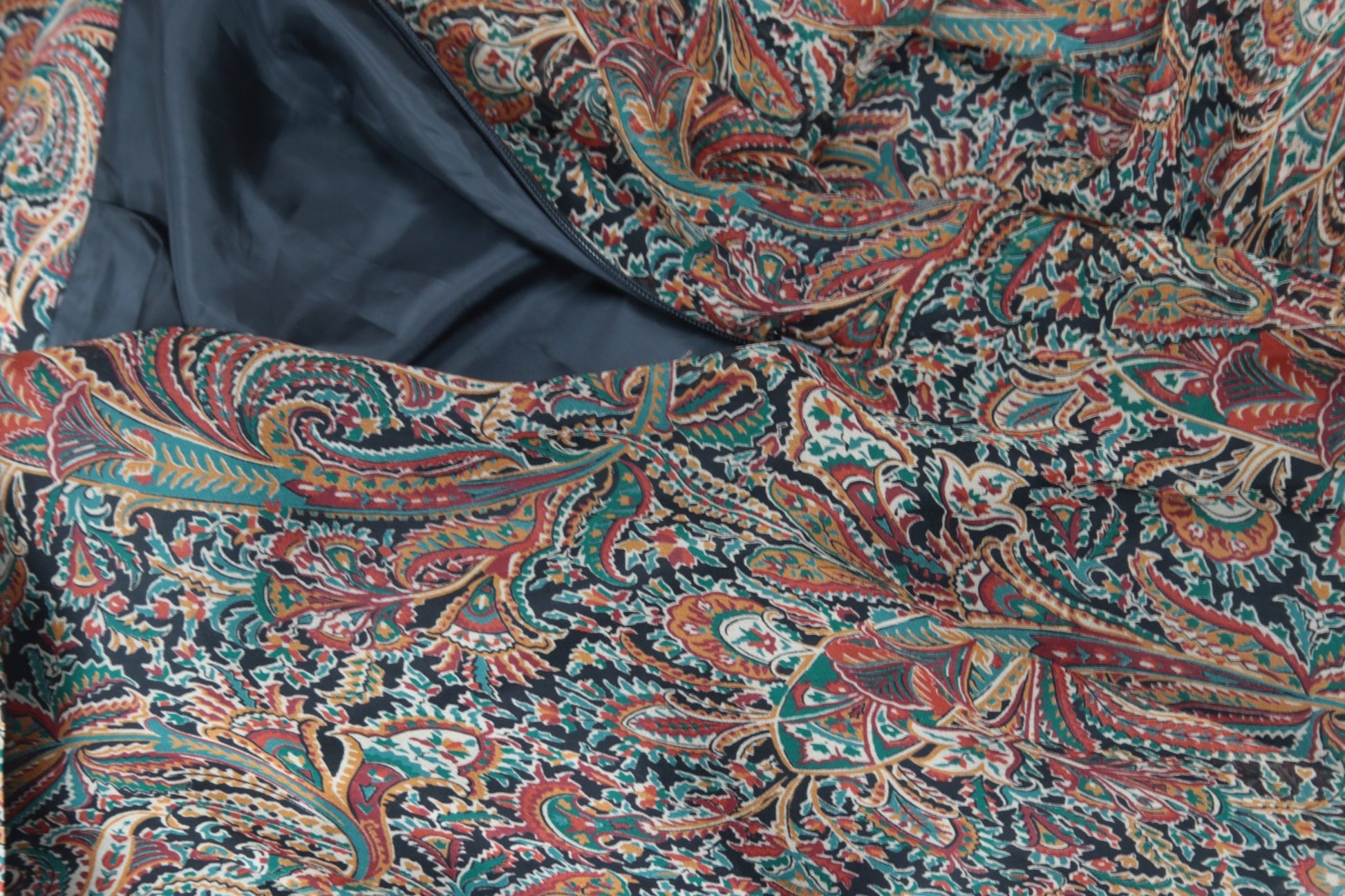 Laura Ashley tan paisley silk long skirt Size 10 - KingsRoad1990