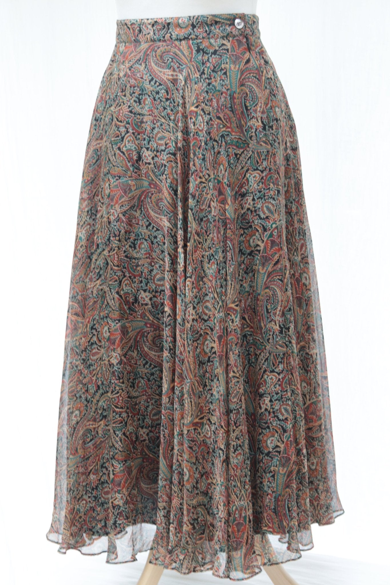Laura Ashley tan paisley silk long skirt Size 10 - KingsRoad1990