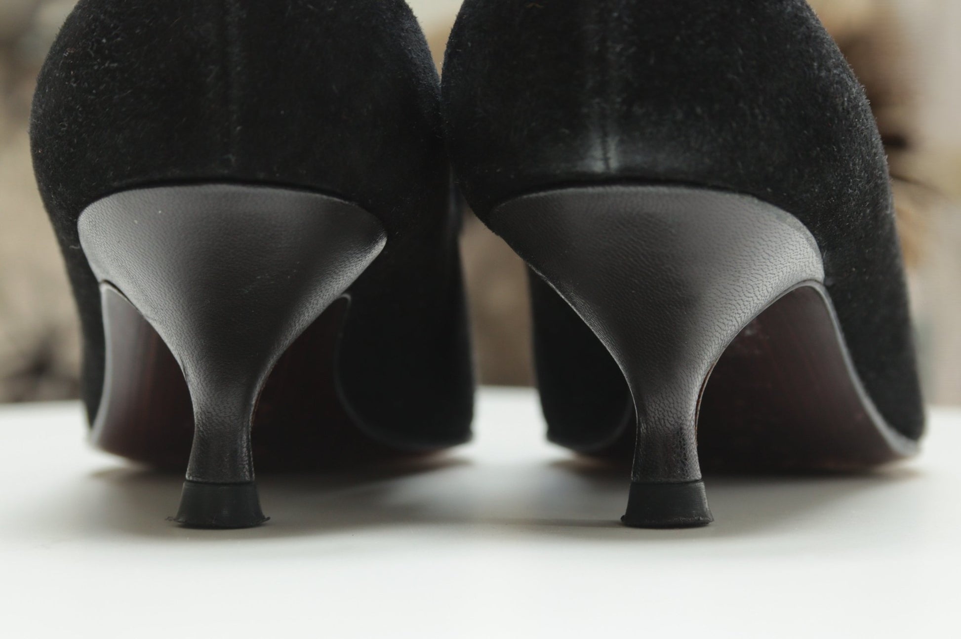 Pied à Terre black suede kitten heels Size 4 - KingsRoad1990