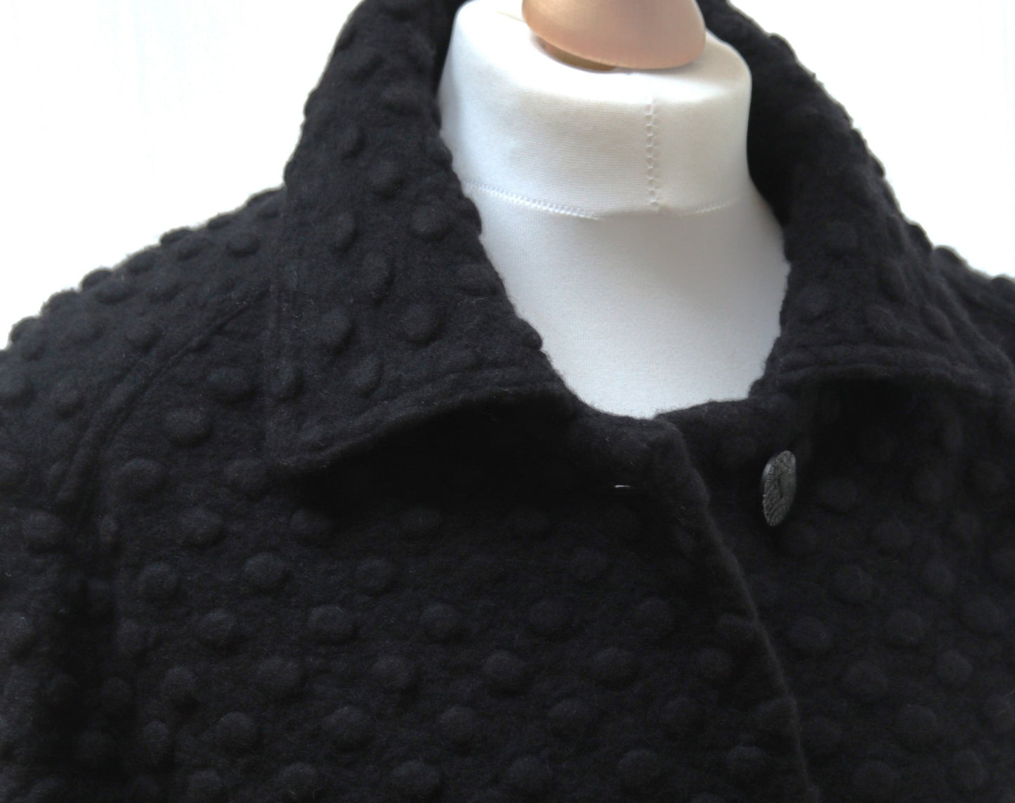 Avoca black wool jacket with bobble texture Size 10 - KingsRoad1990