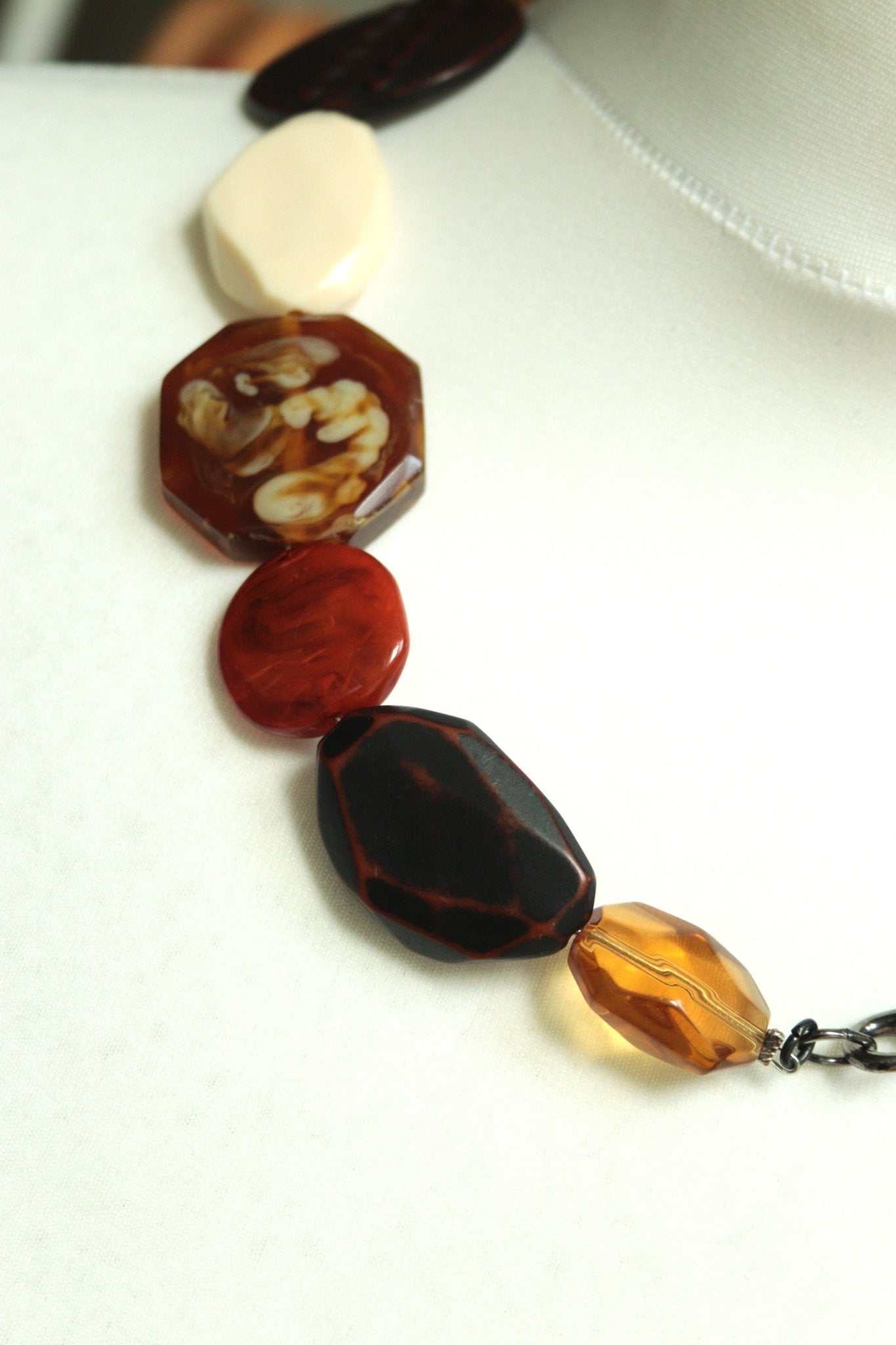 Angie Gooderham resin statement necklace - KingsRoad1990