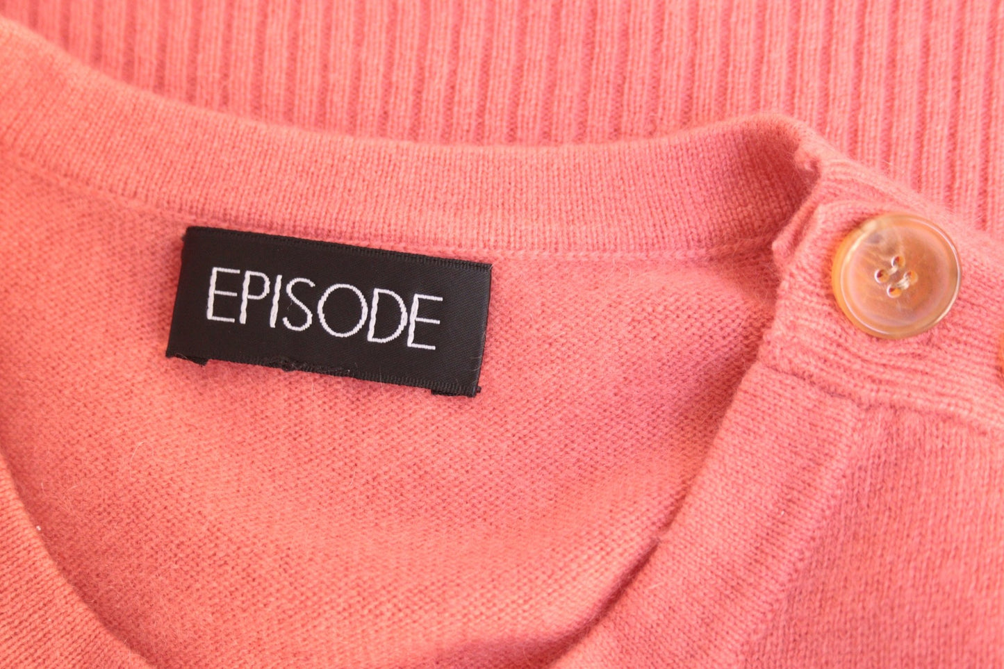 Episode coral cashmere sleeveless knit Size 10 - KingsRoad1990