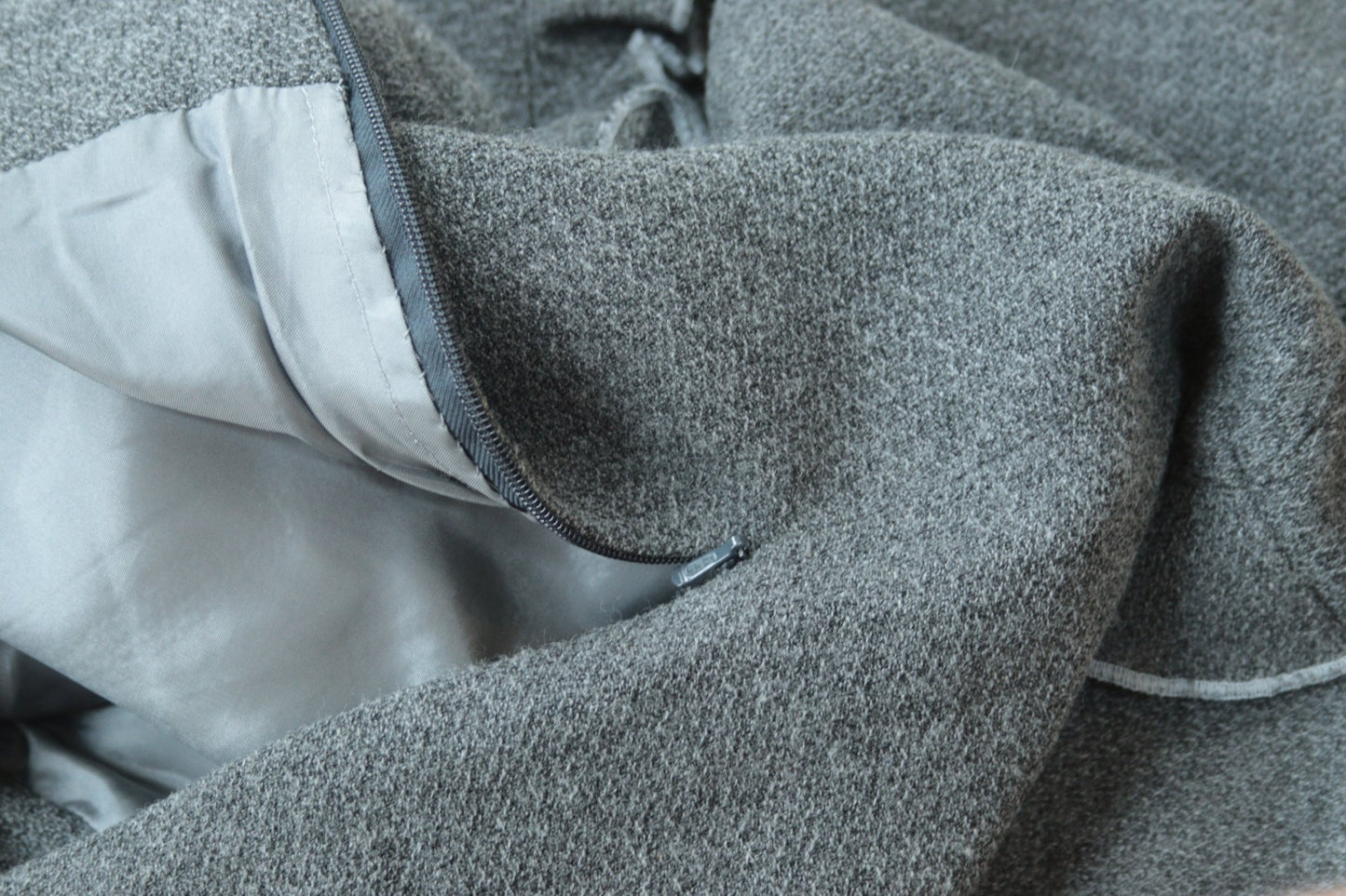 Avoca grey wool - blend long skirt Size UK 12 - KingsRoad1990