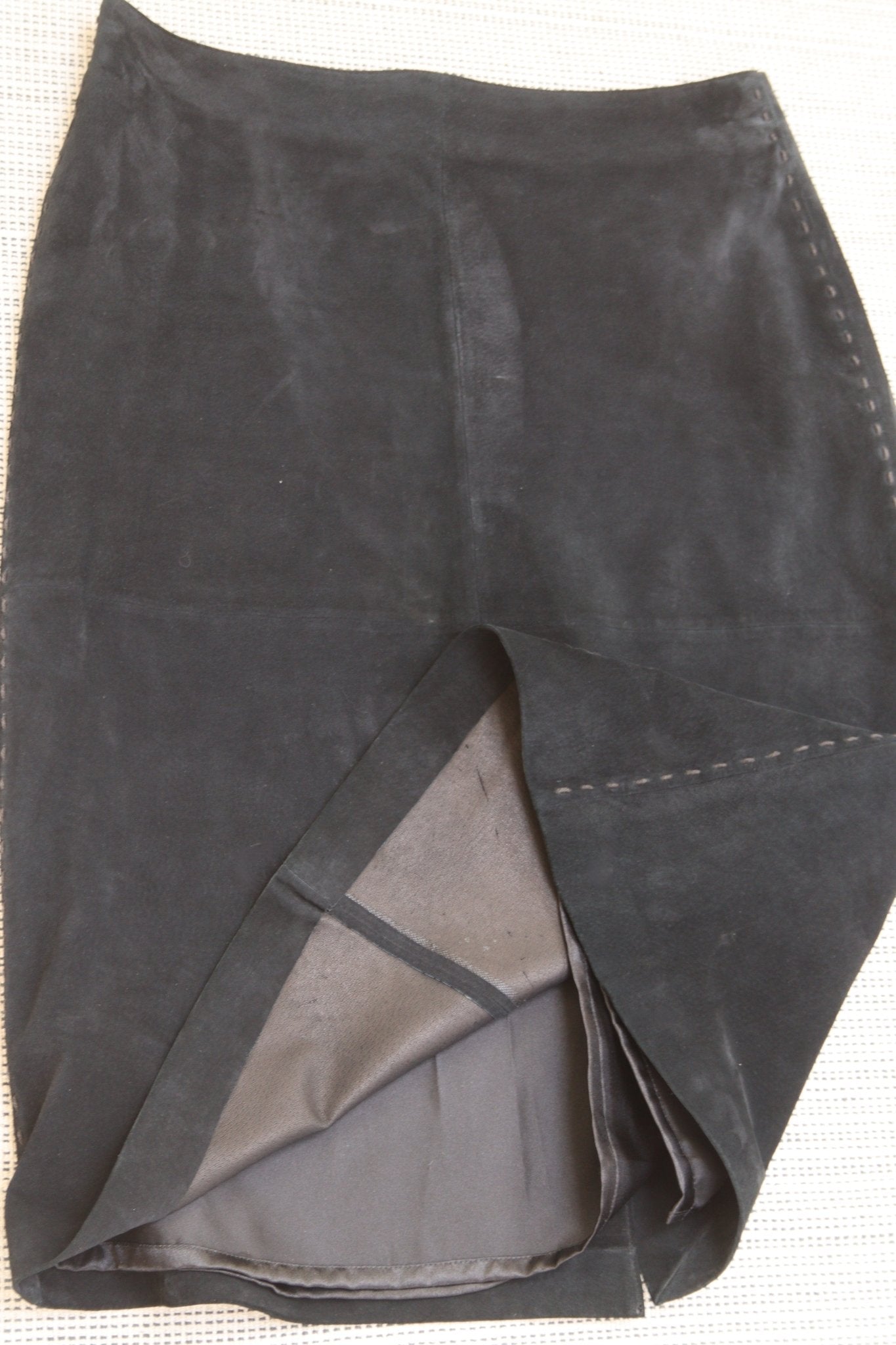 Planet black suede skirt Size 16 - KingsRoad1990