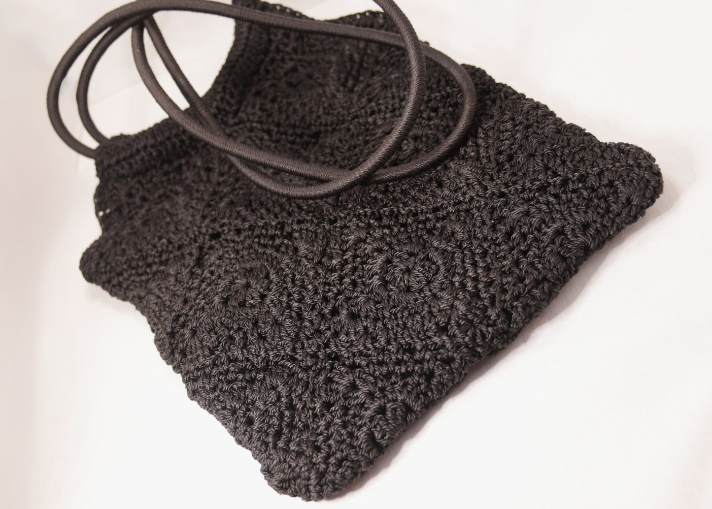 Laura Ashley black crocheted shoulder bag - KingsRoad1990