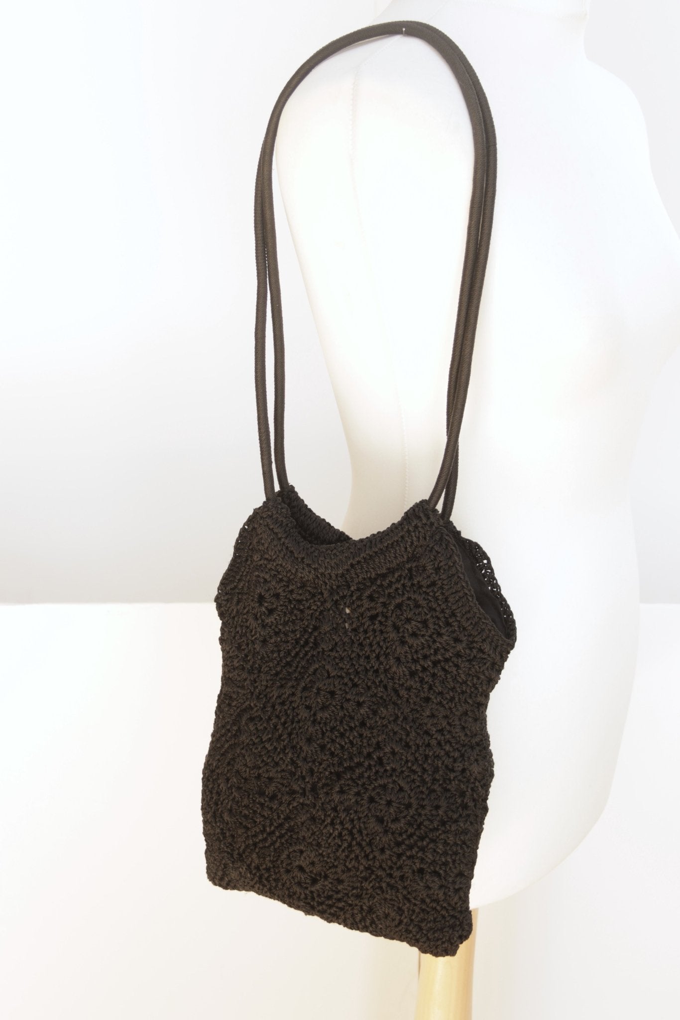 Laura Ashley black crocheted shoulder bag - KingsRoad1990