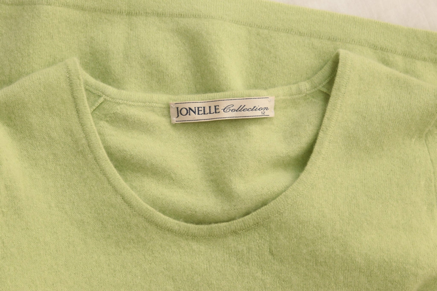 Jonelle pistachio green cashmere short sleeved jumper Size 8 - KingsRoad1990