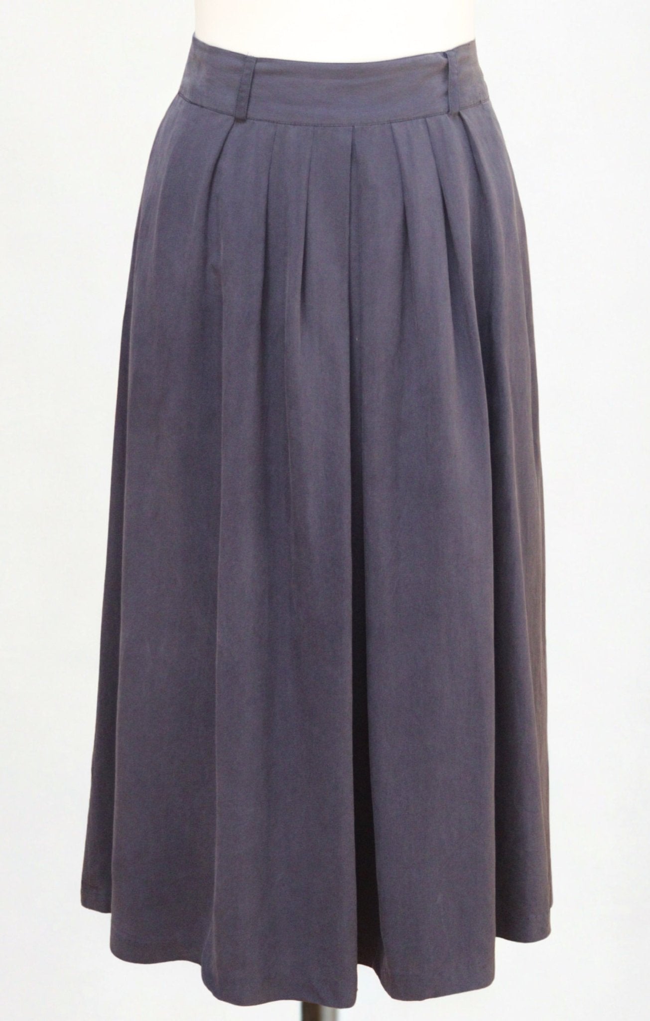 Patra dusky navy blue silk pleated midi skirt Size 12 - KingsRoad1990