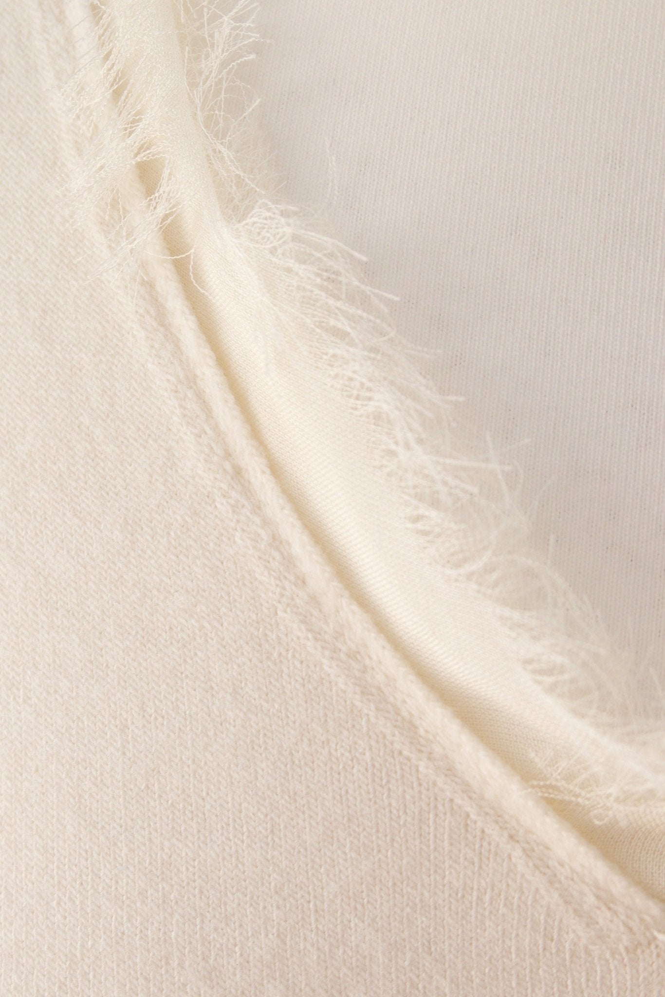 Caractère cream wool blend fringed edge jumper Size 10 - KingsRoad1990