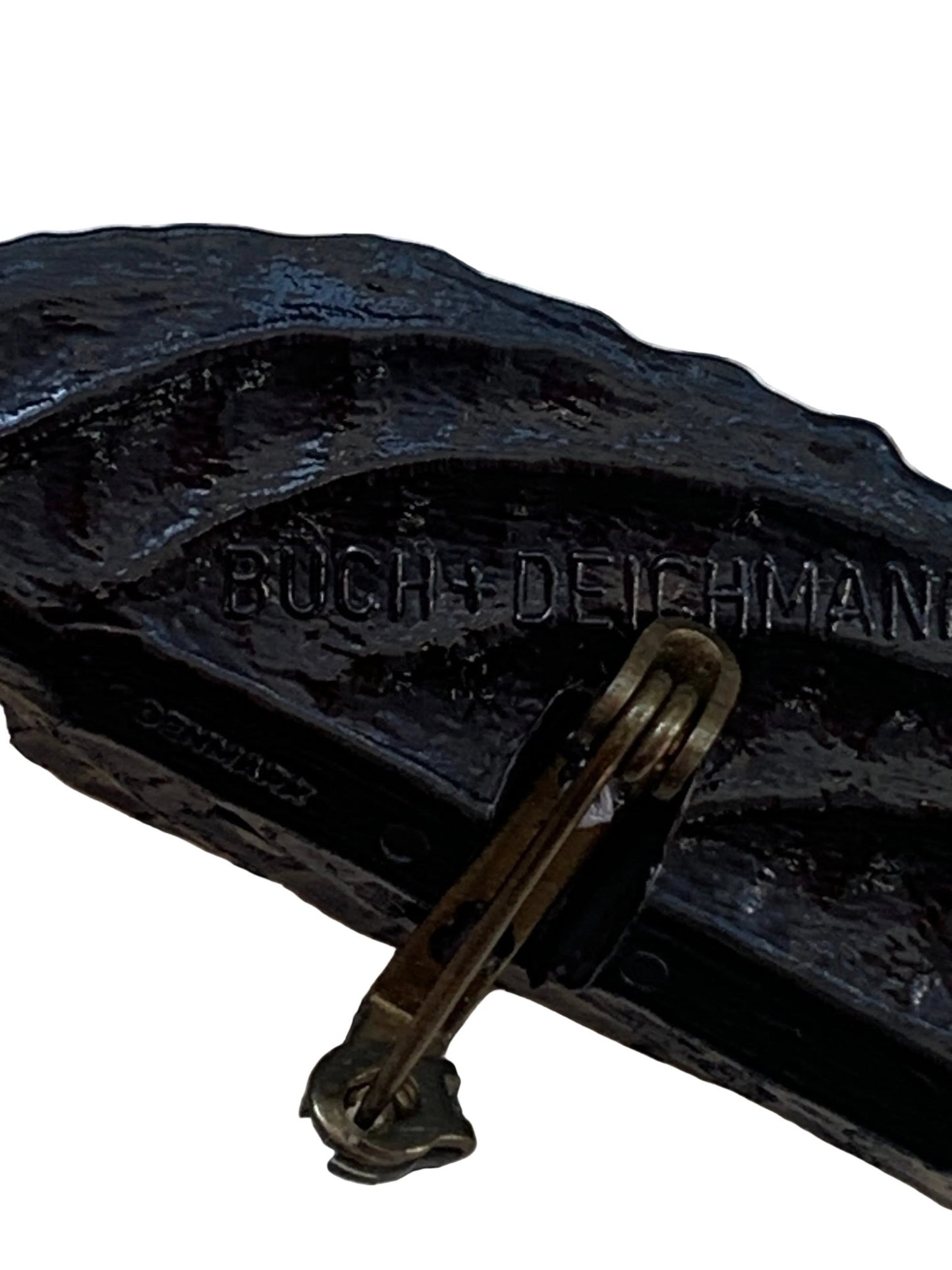 Buch & Deichmann black resin leaf brooch - KingsRoad1990