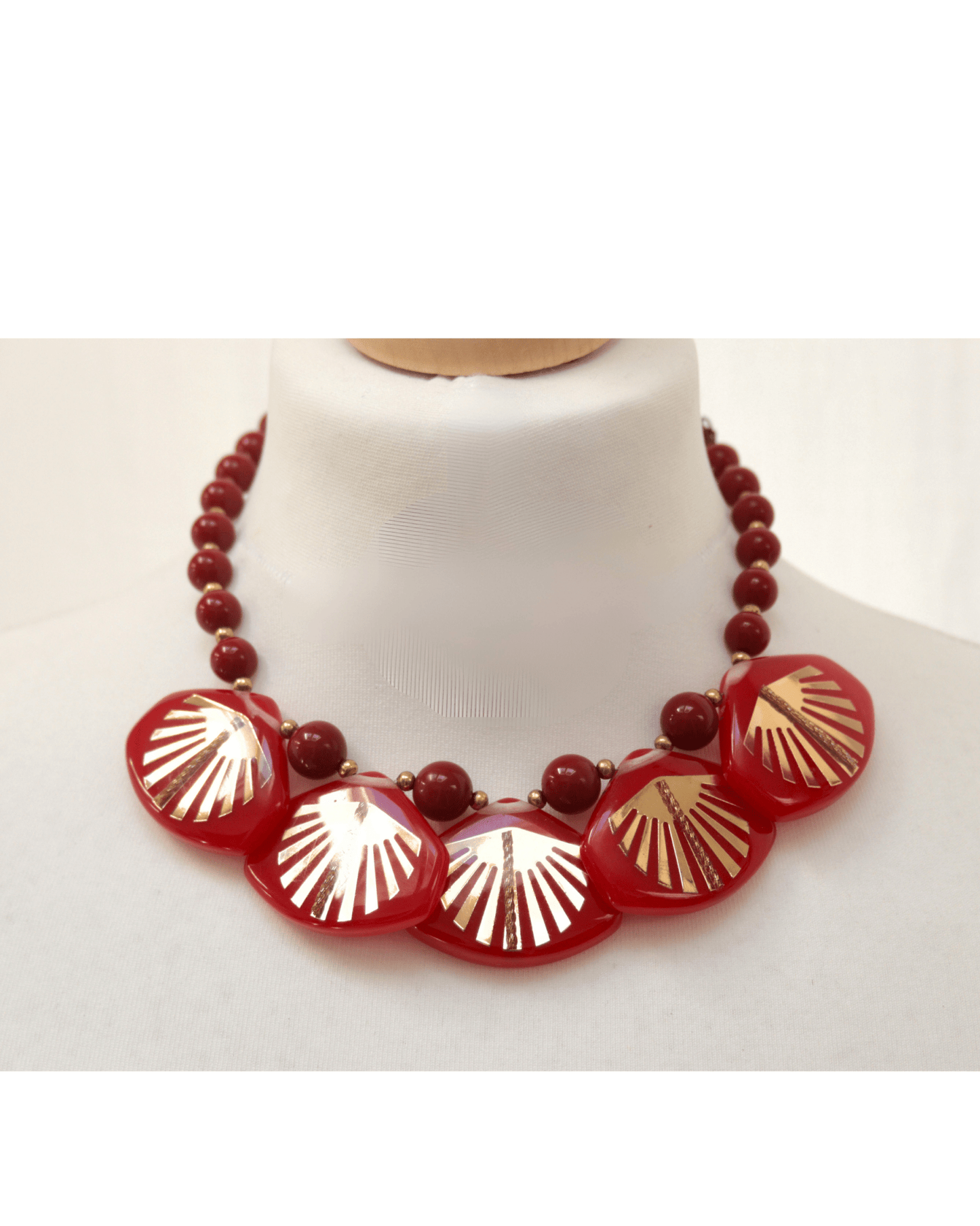 Johnny Loves Rosie red & gold necklace - KingsRoad1990