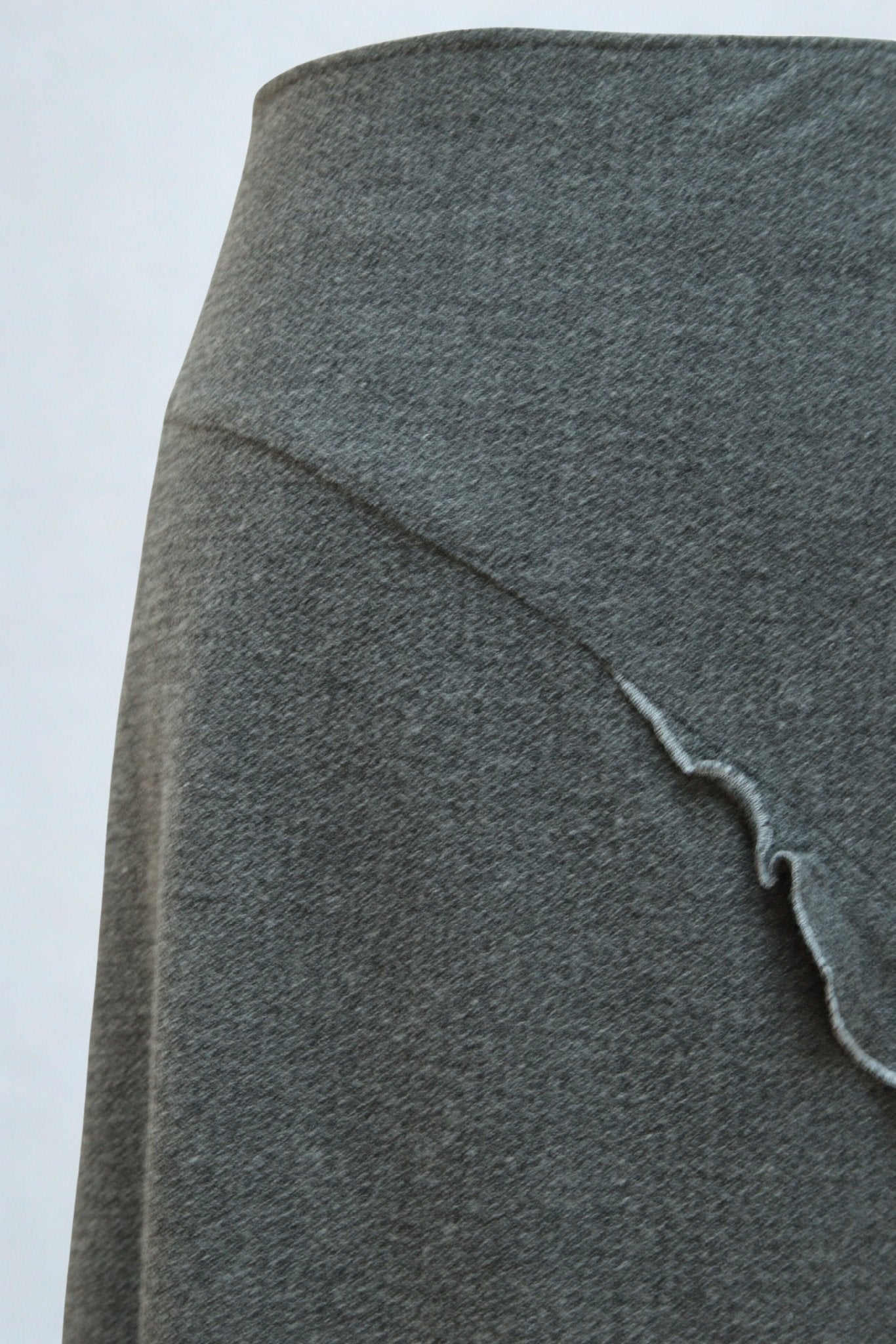 Avoca grey wool - blend long skirt Size UK 12 - KingsRoad1990
